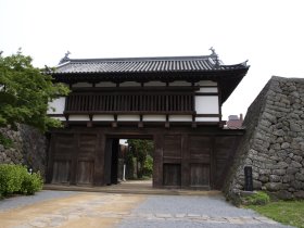 小諸城・大手門