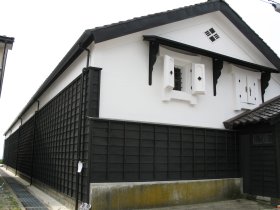 米騒動始まりの倉庫