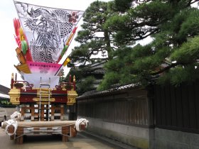 大町の曳山車