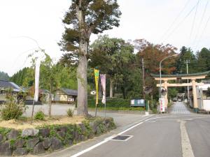 埴生宿：倶梨伽羅源平の郷埴生口