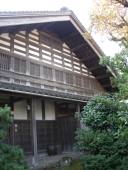 アズマダチの菊知家住宅