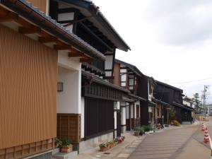 小松の市街地に入る