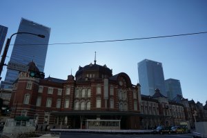 東京駅丸の内側