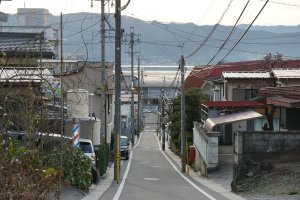 初めて諏訪湖が見えた