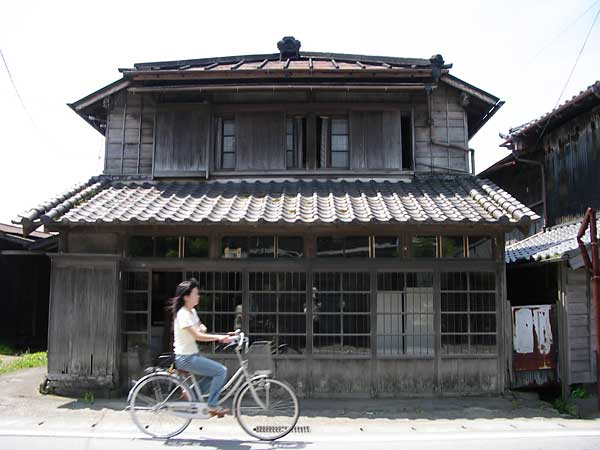 ���{��t��