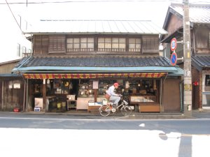 桶川宿に近づく