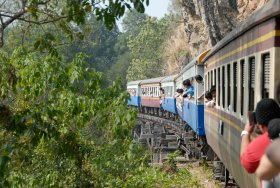 タムカセー・桟（かけはし）橋